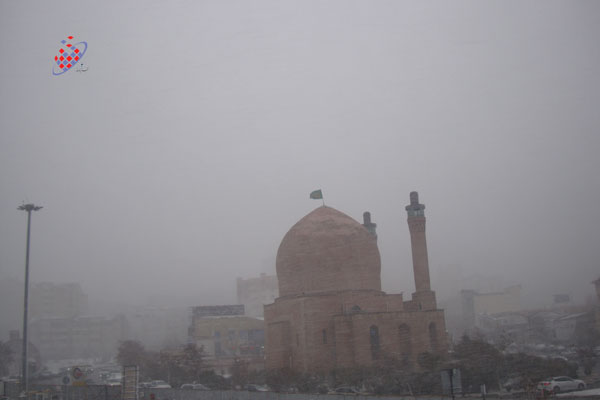 تبریز  22 اسفند1399 - مسجد امام علی-رشدیه - یک روز برفی